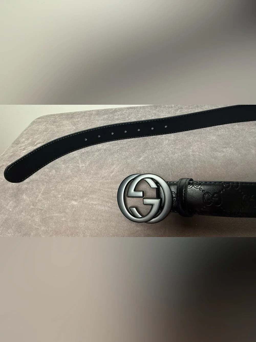 Gucci Signature matte all black new Interlocking G buckle Leather Belt size 110